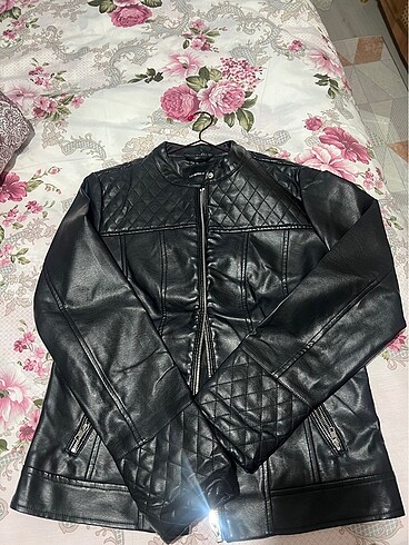 LC Waikiki Deri ceket