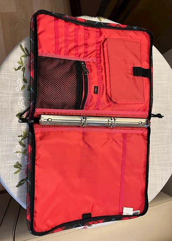 Kırmızı Ekose Desenli Eastpak Dosya çanta Düzenleyici - Görsel 3