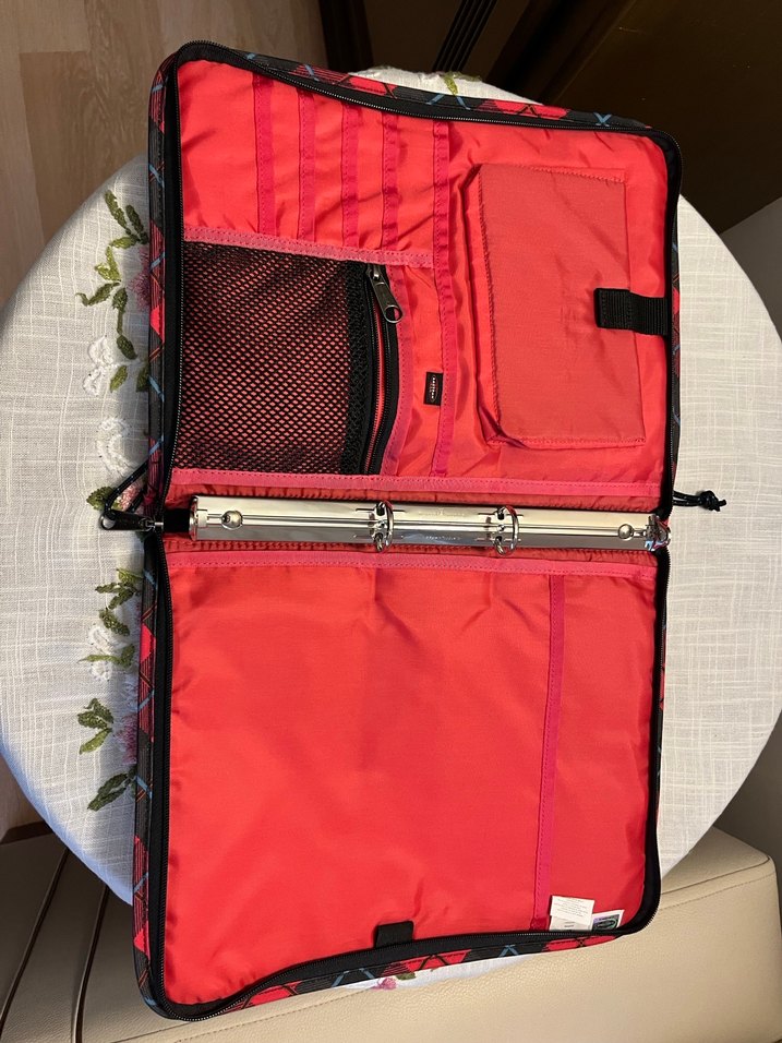 Kırmızı Ekose Desenli Eastpak Dosya çanta Düzenleyici - Görsel 3