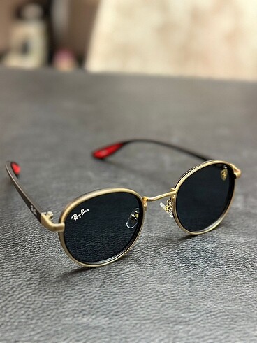 RAY-BAN GÜNEŞ GÖZLÜĞÜ