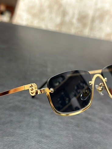 GUCCİ GÜNEŞ GÖZLÜĞÜ