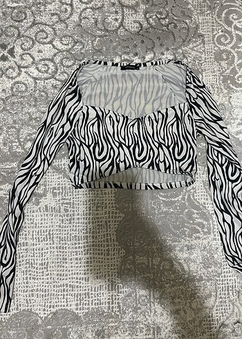 Zebra Desenli Uzun Kollu Bluz