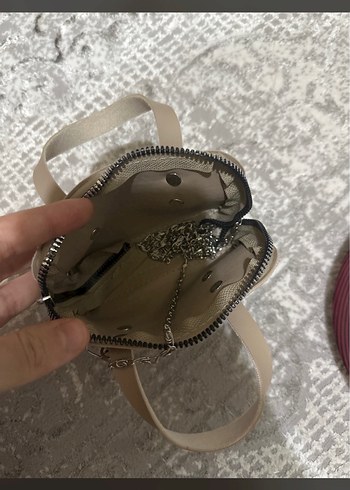 Zara Kadın Nakışlı Çapraz Çanta