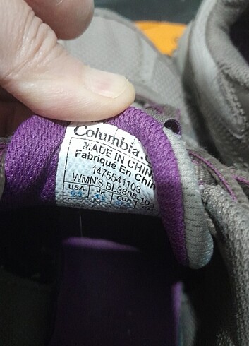 Columbia 37,5 ayakkabı küçük bir defosu var  - Görsel 5