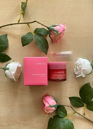 Laneige Water Sleeping Lip Mask