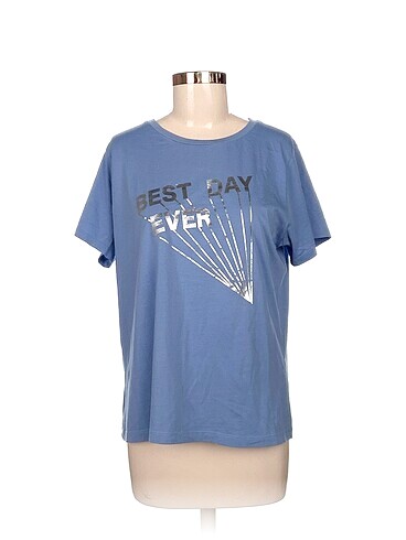 Twist T-shirt %70 İndirimli.