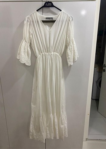 Zara Dantel Detaylı Beyaz Bohem Uzun Elbise