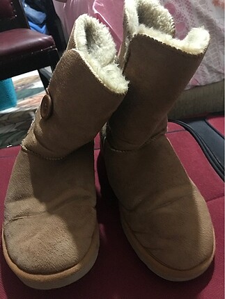 40 Beden Ugg bot