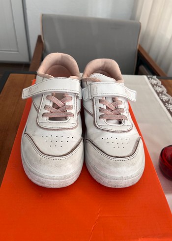 Kızlar için Pembe Cırt Cırtlı Spor Ayakkabı - Görsel 5