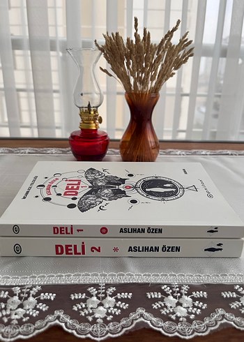 Aslıhan Özen DELİ 1 ve 2 Roman Seti - Görsel 2