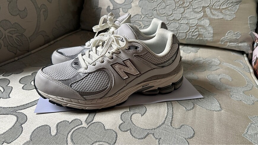 39 Beden NewBalance Unisex M2002RPP 39 Numara