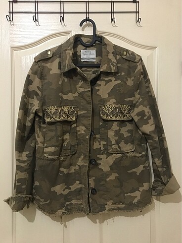 Bershka Ceket