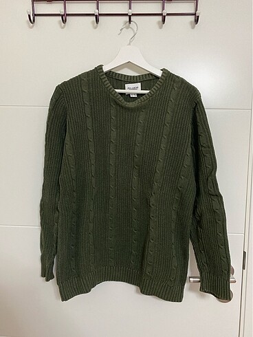 ERKEK PULL BEAR M BEDEN DESENLİ KALIN HAKİ KAZAK