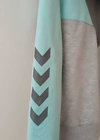 s Beden gri Renk Hummel Kadın Gri Fermuarlı Sweatshirt