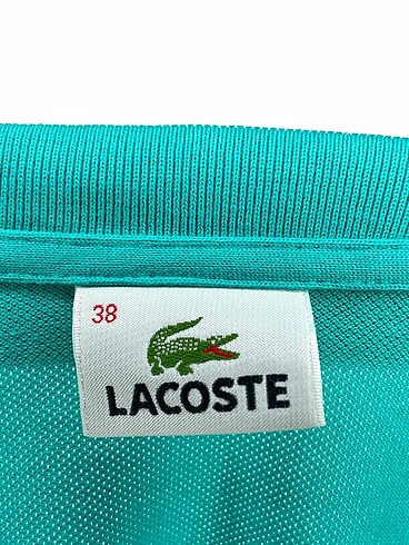 38 Beden çeşitli Renk Lacoste T-shirt %70 İndirimli.