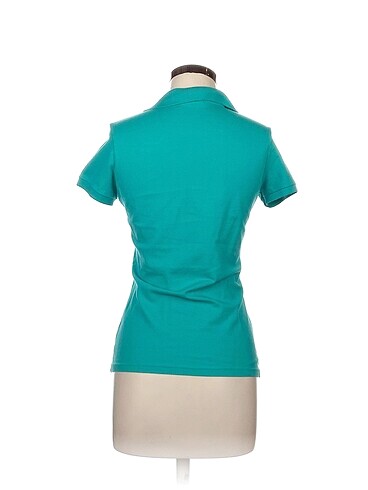 38 Beden Lacoste T-shirt %70 İndirimli.