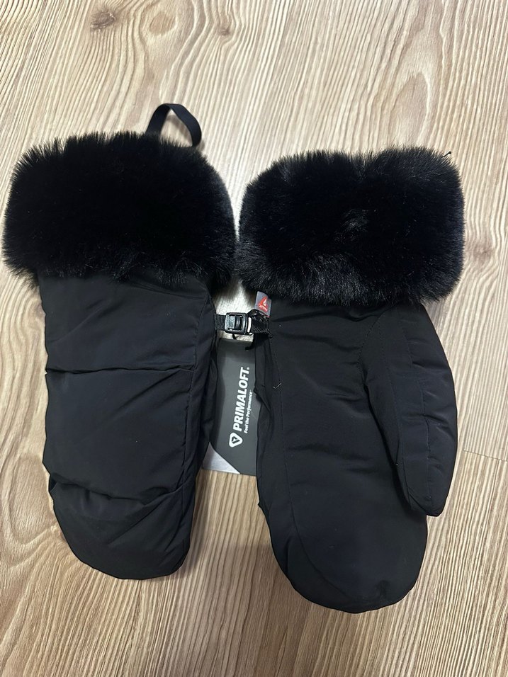 Oysho ski tüylü eldiven - Görsel 3