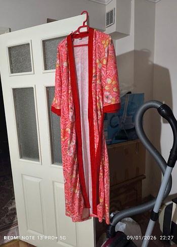 Bohem Tarzı Uzun Kırmızı Bağcıklı Kadın Sabahlık - Görsel 6