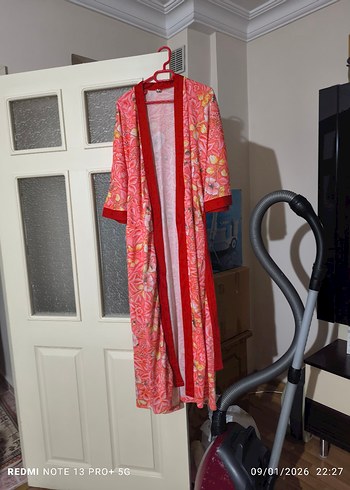 Bohem Tarzı Uzun Kırmızı Bağcıklı Kadın Sabahlık - Görsel 3