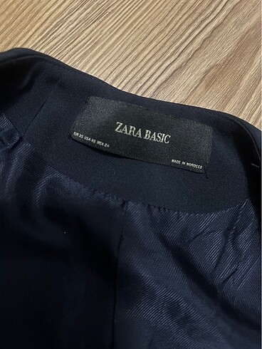 xs Beden Zara fırfır detaylı ceket