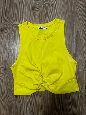 Zara crop