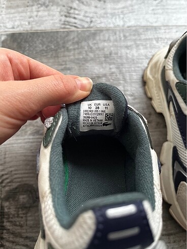 28 Beden Lacoste sneaker
