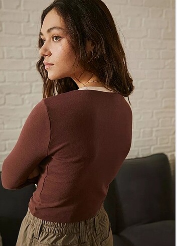 m Beden Bdg crop
