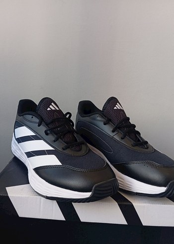 Adidas Orjinal Adidas Sifir Kutusunda 43 Numara Son Fiyat
