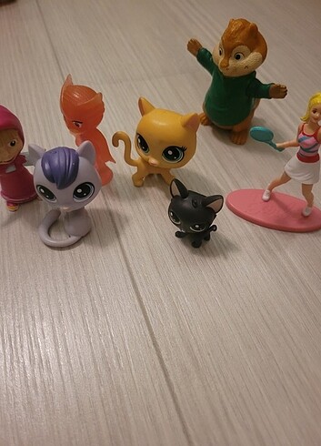 Minişler, maşa, kara kedi, barbie kucuk figür oyuncak 