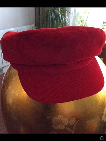 Zara şapka