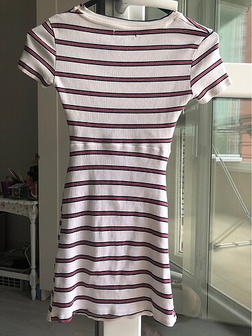 xs Beden Bershka mini elbise