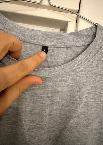 Gri-siyah baskılı pamuklu erkek tişört - Görsel 3