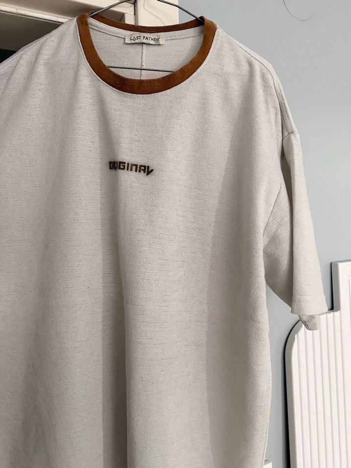 Beyaz Oversize Baskılı Kısa Kollu Tişört - Görsel 3