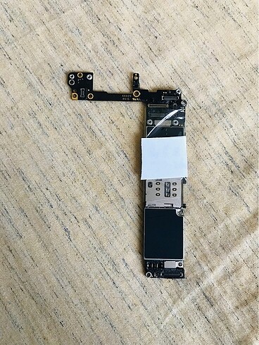 iPhone 6s Anakart