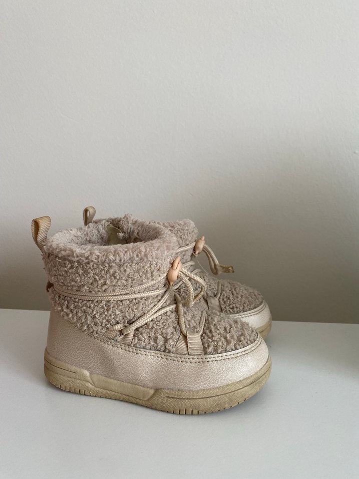 Kız Çocuk Bej Kürklü Bot - Görsel 2