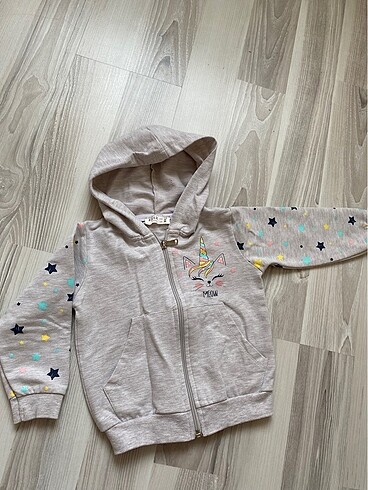 Bebek kapüşonlu sweat