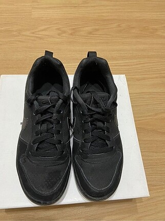 Nike Court Borough Low