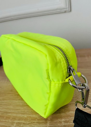 Bershika fosforlu çanta - Görsel 3