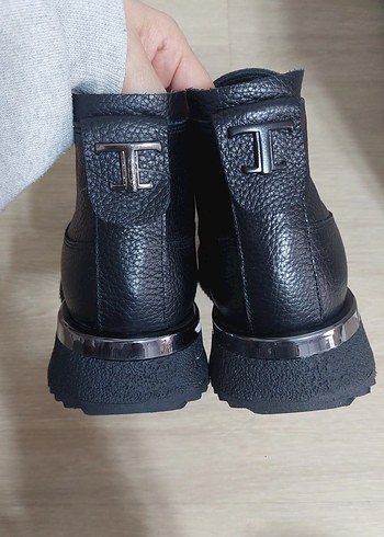 hakiki deri Tokalı Siyah bayan Bot - Görsel 3