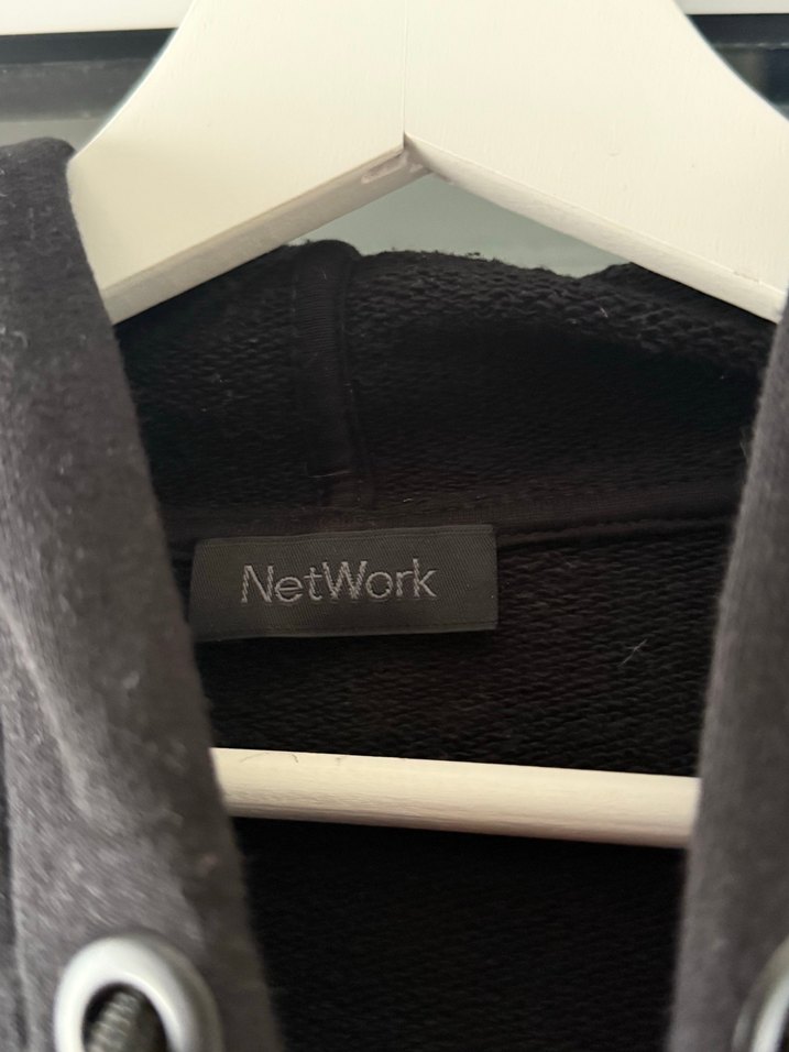 Network Siyah Desenli Sweatshirt — görsel 3/5