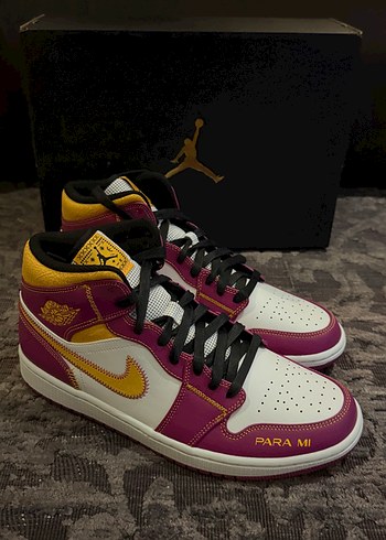 Nike Air Jordan 1 Mid Dia De Los Muertos