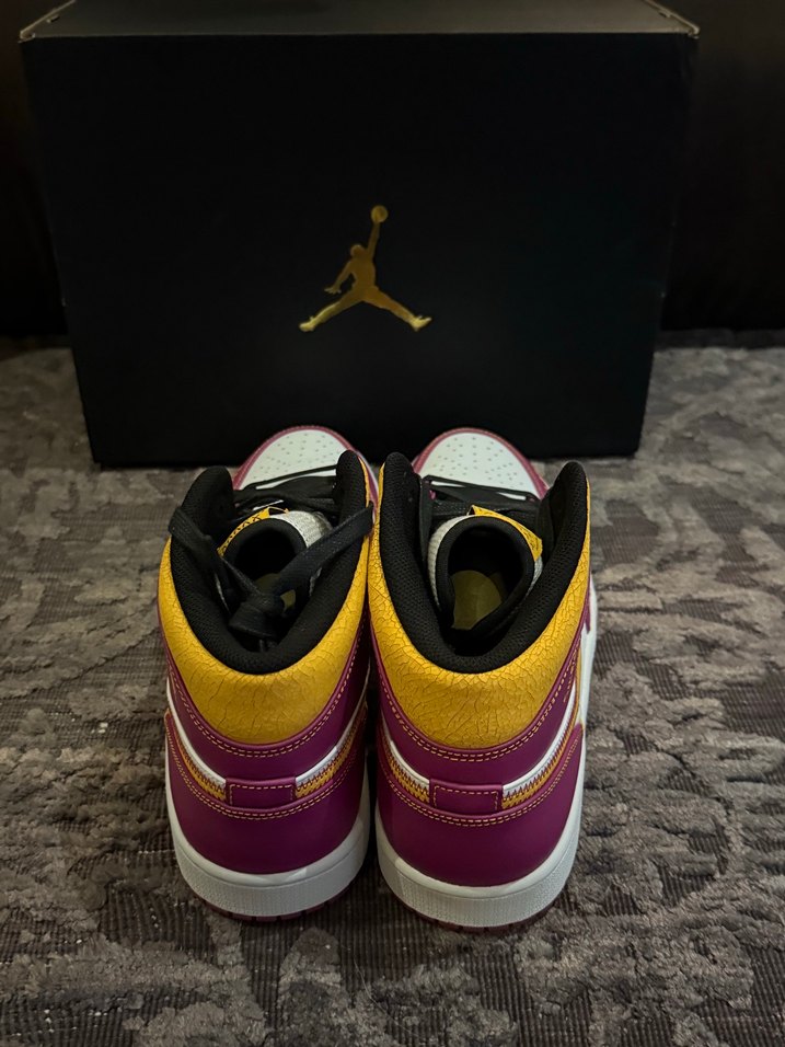 Nike Air Jordan 1 Mid Dia De Los Muertos — görsel 4/8