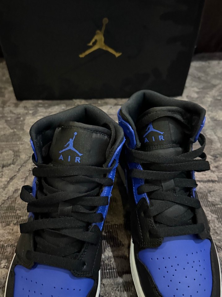 Nike Air Jordan 1 Mid Hyper Royal — görsel 7/9