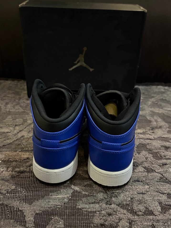 Nike Air Jordan 1 Mid Hyper Royal — görsel 4/9
