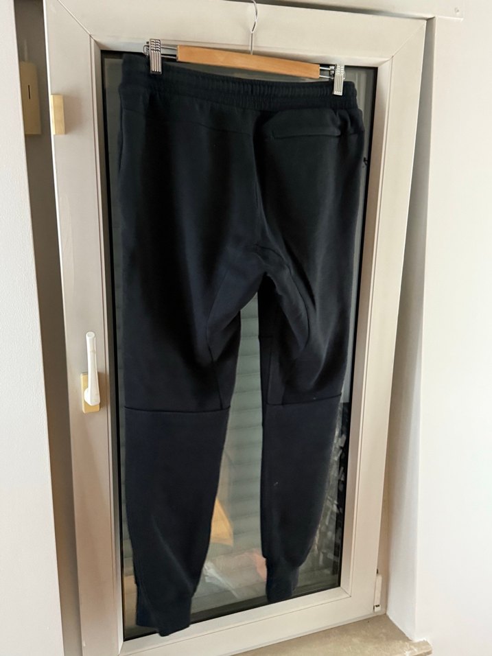 Nike Tech Siyah Eşofman Altı — görsel 2/6