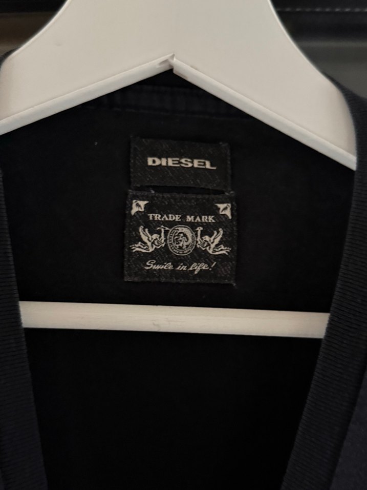 Diesel Siyah V Yaka T-Shirt — görsel 3/6
