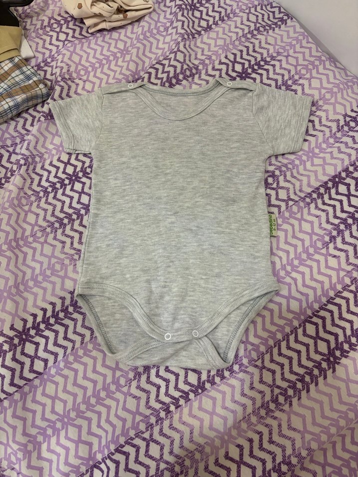 Kısa Kollu Gri Bebek Body - Görsel 2