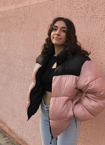 Pull and Bear kadın kontrast şişme mont