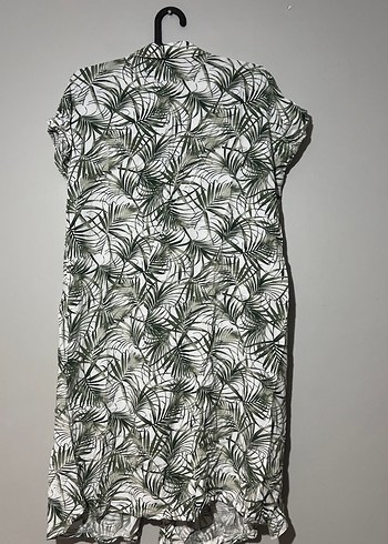 Düğmeli V Yaka Yeşil diz boyu yazlık elbise - Görsel 4