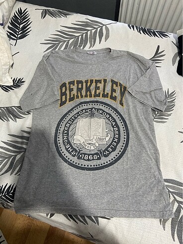 Berkeley Tişört